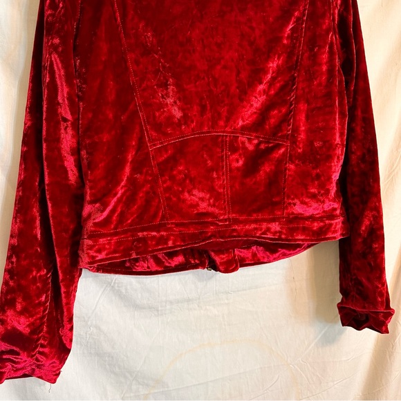 Urban Retro Crushed Velvet Jacket - Picture 3 of 12